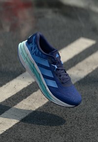 adidas Performance ÉTOILE bleu marine