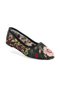 Ballerines en tissu noir avec une broderie florale colorée présentant des designs en rose, rouge, jaune et vert. Bout arrondi et semelle plate.