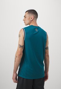 Puma WINNING SHOT TANK - Topper - cold green
