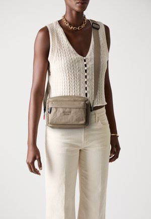 BUCCINO PINO SHOULDER - Cross body bag - greige