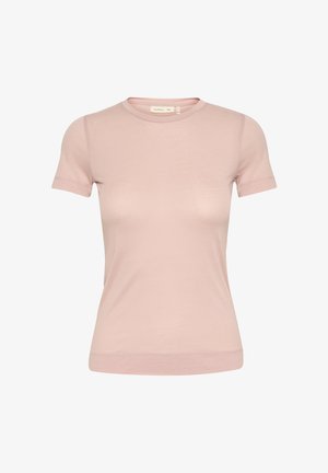 Svetlo roza majica s kratkimi rokavi, izdelana iz mehkega materiala, z okroglim izrezom in prilegnjeno silhueto ter vsakodnevnimi šivi.