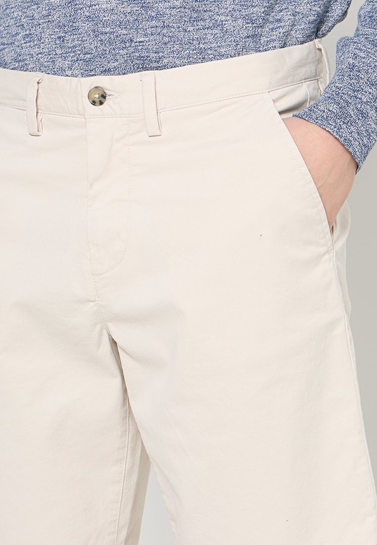 ARCHIVE REGULAR FIT