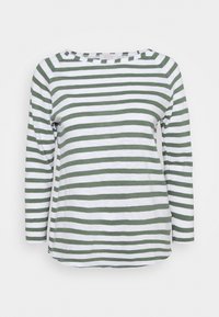 Chemise à manches longues rayée verte et blanche avec un col rond, en tissu doux, et des fentes sur les côtés à l'ourlet pour faciliter les mouvements.