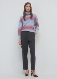 Calliope À COL ROULÉ À MOTIFS OMBRÉS - Strickpullover - une variante