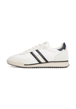 RETRO RUNNER CLEATED - Sneaker low - black
