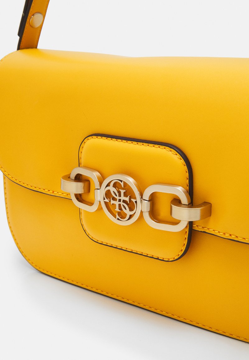 Damen Handtaschen | Guess HENSELY SHOULDER BAG Handtasche marigold/gelb - YM55839 Damen Handtaschen | Guess HENSELY SHOULDER BAG Handtasche marigold/gelb - YM55839
