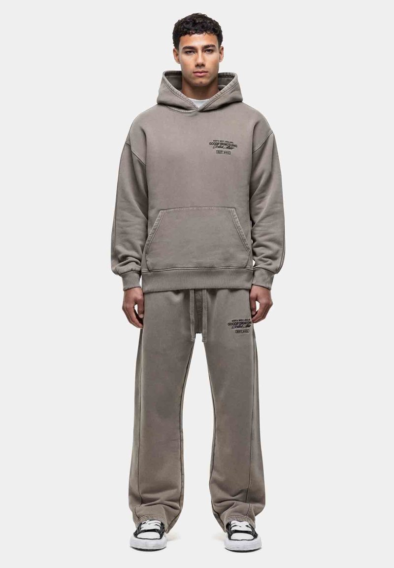 Good For Nothing Hoodie taupe