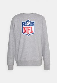 Felpa grigia a maniche lunghe con logo dello scudetto NFL in rosso, bianco e blu al centro del petto, polsini e orlo a costine.