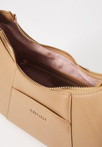LIU JO HOBO - Borsa a mano - almond