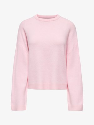 Suéter rosa claro hecho de tela suave, con cuello redondo y diseño de hombros caídos, mangas largas y puños acanalados.