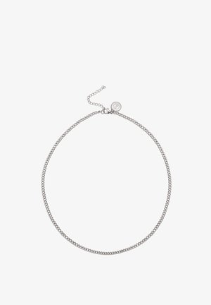 Collier en argent avec des maillons entrelacés, doté d'un fermoir avec un petit accent rond. Longueur ajustable avec chaîne d'extension.