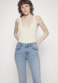 Mavi SOPHIE - Calças de ganga de corte skinny - light blue glam
