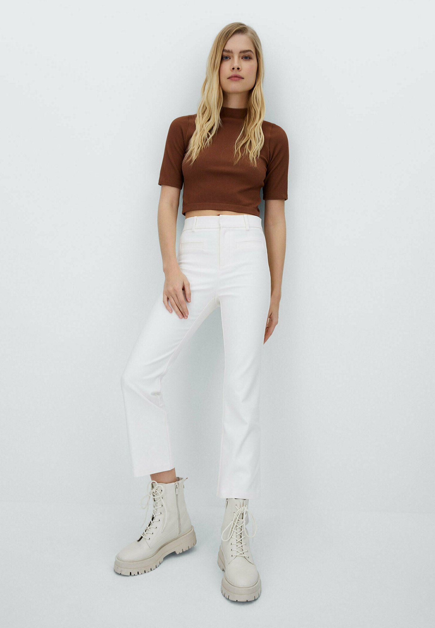 Stradivarius Pantaloni - white/bianco - Zalando.it