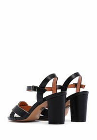 Derimod Sandalen - black