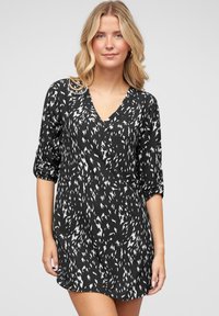 Cloud 5ive - MIT TURN-UP UND PRINT - Robe de jour - black Image miniature 1