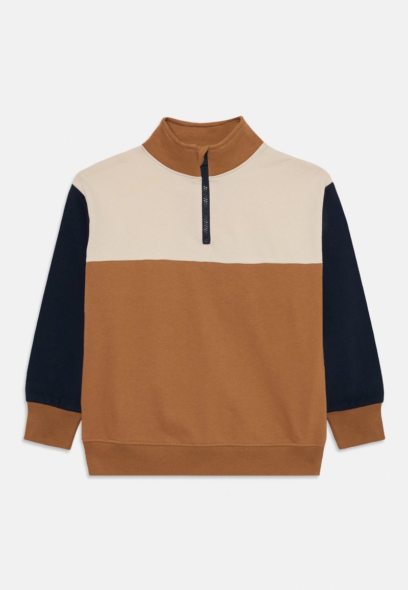 Felpa color block con sezioni beige, marrone e blu navy, colletto alto, mezza zip e polsini e orlo a coste. Materiale in cotone morbido.