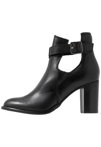 Zign Ankle boot