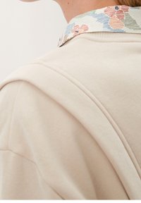 s.Oliver Sudadera - beige