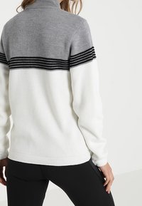 CMP Pullover - off-white
