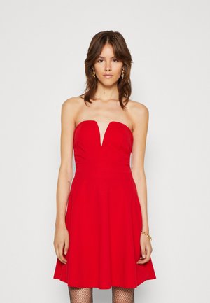 WAL G. CHRISTA V NECK SKATER - Cocktail φόρεμα / Φόρεμα για πάρτι - red