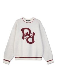 Kraftig cremet sweater med burgunder detaljer. Har et strikket logo i midten samt ribkanter ved ærmerne og i nederste kant. Blød tekstur, rund halsudskæring.