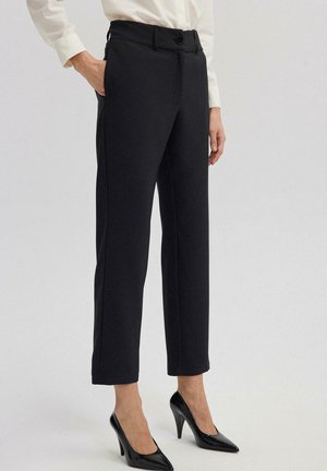 Touché Privé CREPE  - Pantalon classique - black