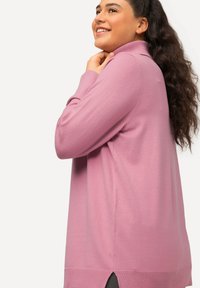 Ulla Popken ROLLKRAGEN BÜNDCHEN - Maglione - raspberry