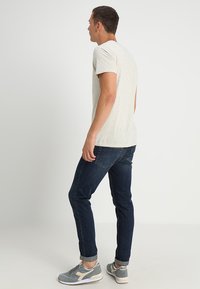 abercrombie & fitch 3 pack t shirt