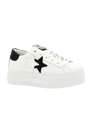 Sneakers laag - white black