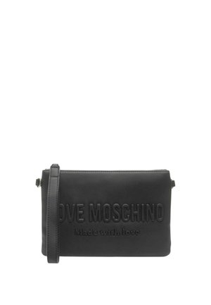 Porta polso in pelle nera con testo in rilievo "LOVE MOSCHINO Made with love" e una sottile cinghia sul lato sinistro.