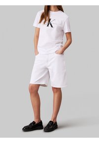 Calvin Klein Jeans Shorts vaqueros - light-blue denim