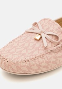 MICHAEL Michael Kors JULIETTE - Mocassini - pink