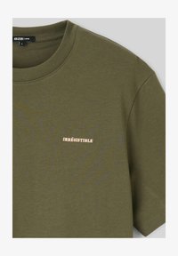 Non sélectionné, vert kaki