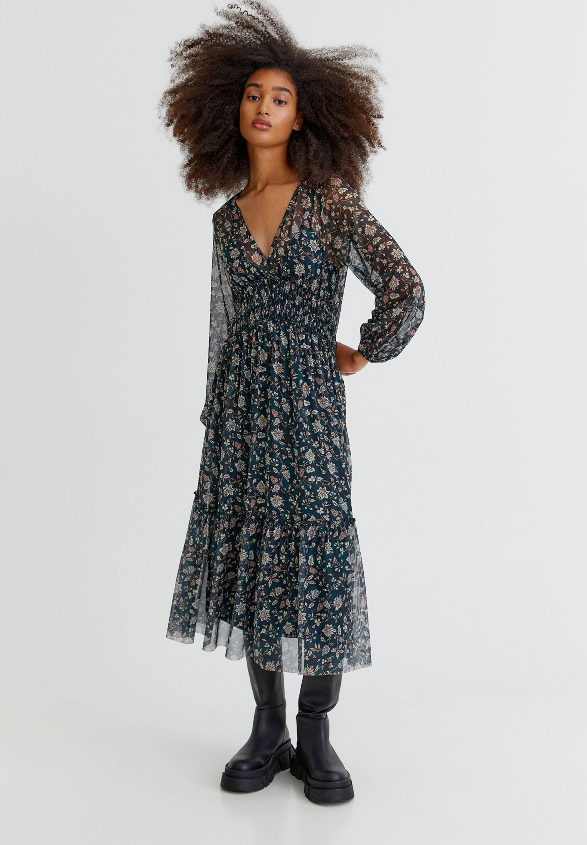 robe verte pull and bear