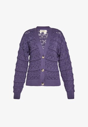 Lila gestrickte Strickjacke mit strukturiertem offenes Spitzenmuster, langen Ärmeln und einem Knopfverschluss vorne.