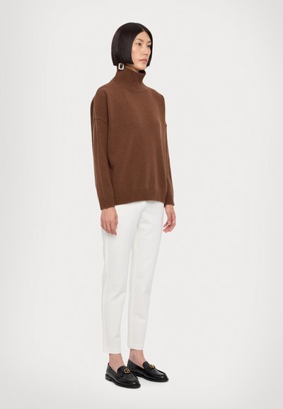 WEEKEND MaxMara BORGIA - Strikkegenser - cuoio