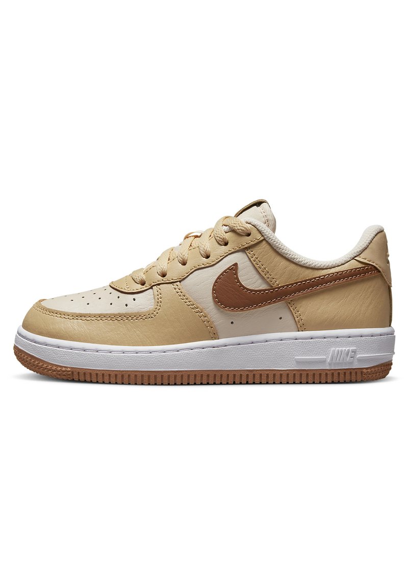 nike air force 1 black white gum sole