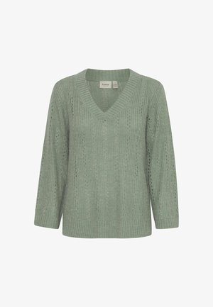 Pulover cu guler în V, cu mâneci lungi, într-o nuanță de verde deschis, din tricot texturat. Prezintă detalii cu striuri deschise și tiv și mansete ribbate.