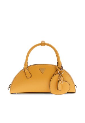 Borsa a mezzaluna gialla con due manici, chiusura con zip e portachiavi a forma di cuore con una piccola targhetta e ciondolo a forma di lettera "G".