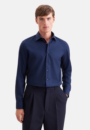 Seidensticker, KENT SLIM FIT - Chemise classique - dark blue