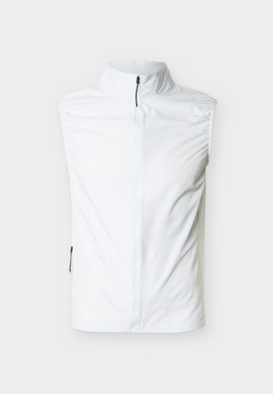 Λευκό αμάνικο γιλέκο με φερμουάρ μπροστά και ψηλό γιακά, κατασκευασμένο από ελαφρύ, λείο ύφασμα, σχεδιασμένο για εξωτερική χρήση.