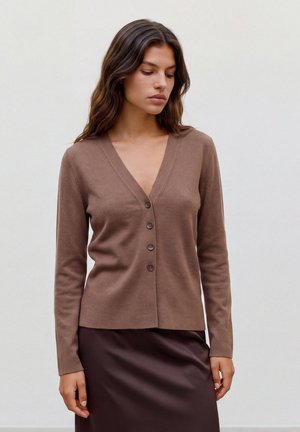 Vero Moda, VMMILLE LS V-NECK CARDIGAN NOOS - Жилетка - cocoa brown
