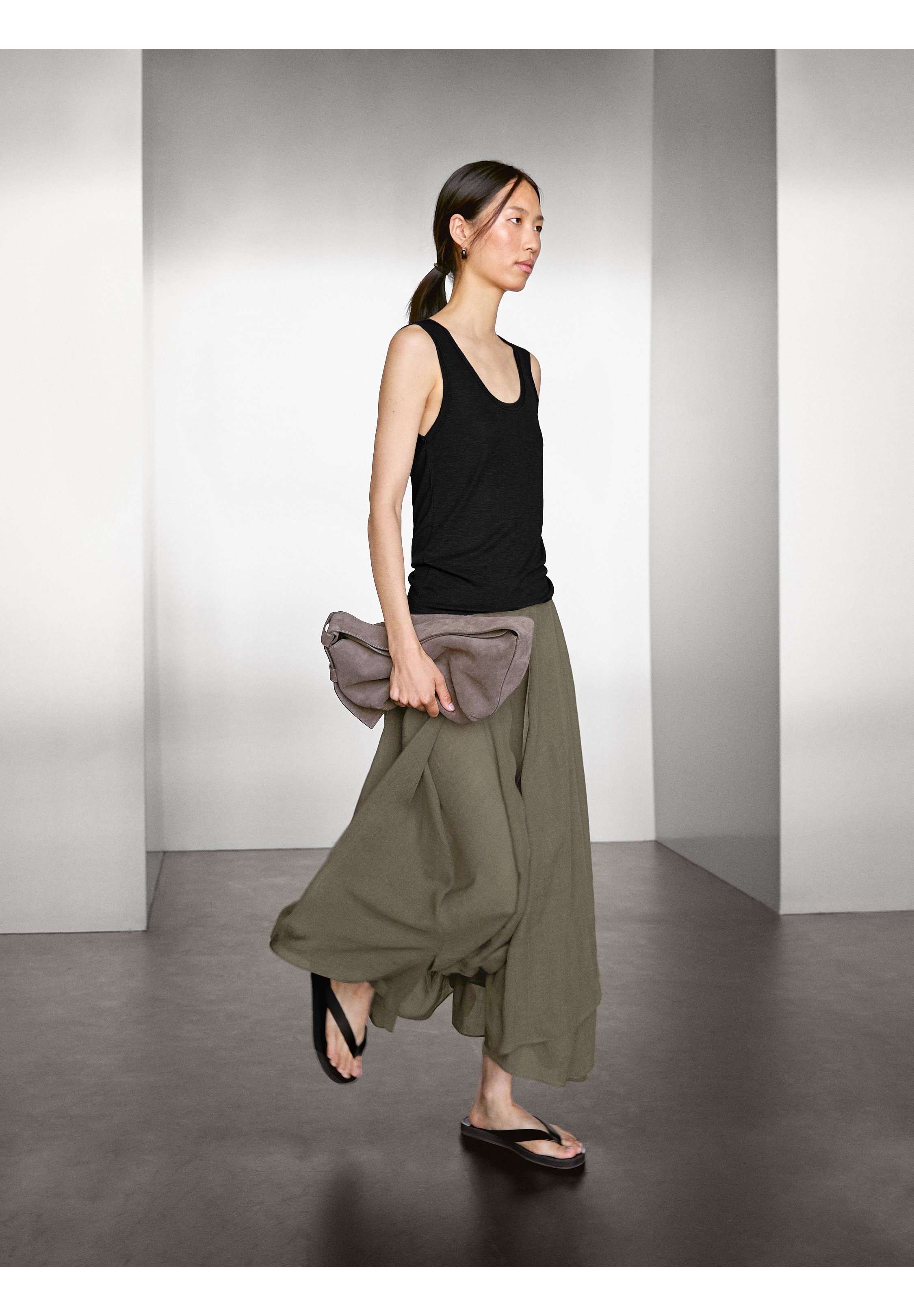 Massimo Dutti LONG FLOWING WITH RUFFLES - Maxi skirt
