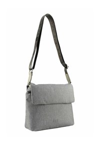 Borsa a spalla in tessuto grigio con chiusura pieghevole, tracolla regolabile e logo impresso. Caratterizzata da una superficie liscia e un design minimalista.