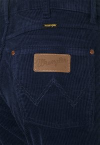 Wrangler Tygbyxor - dark blue
