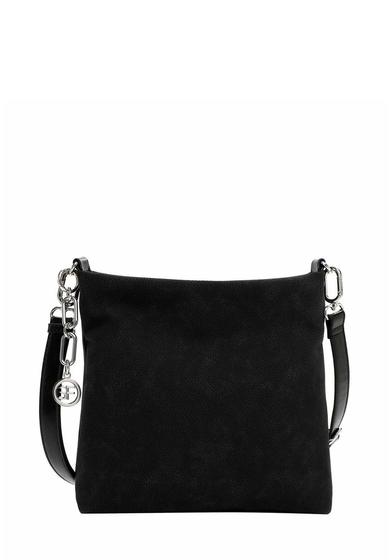 Borsa a tracolla in suede nera con una texture liscia, dotata di tracolla removibile, hardware argentato e un emblema circolare del marchio. Forma semplice e rettangolare.