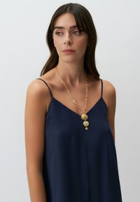 Jimmy Key LOOSE FIT V-NECK MIDI  - Vestito casual - dark blue
