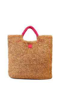 Borsa tote in paglia intrecciata di colore naturale con manico rosa e design testurizzato. Presenta una toppa quadrata sul davanti per il branding.