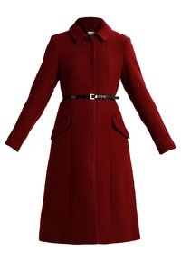 Cappotto lungo di lana rosso scuro con colletto, tasche a patta frontali e sottile cintura nera in vita, esposto su sfondo bianco.