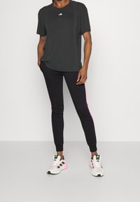 adidas Sportswear Teplákové kalhoty - black